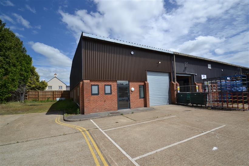 Goadsby's Hampshire Commercial Team Bring to Market Superior Industrial Unit in Eastleigh