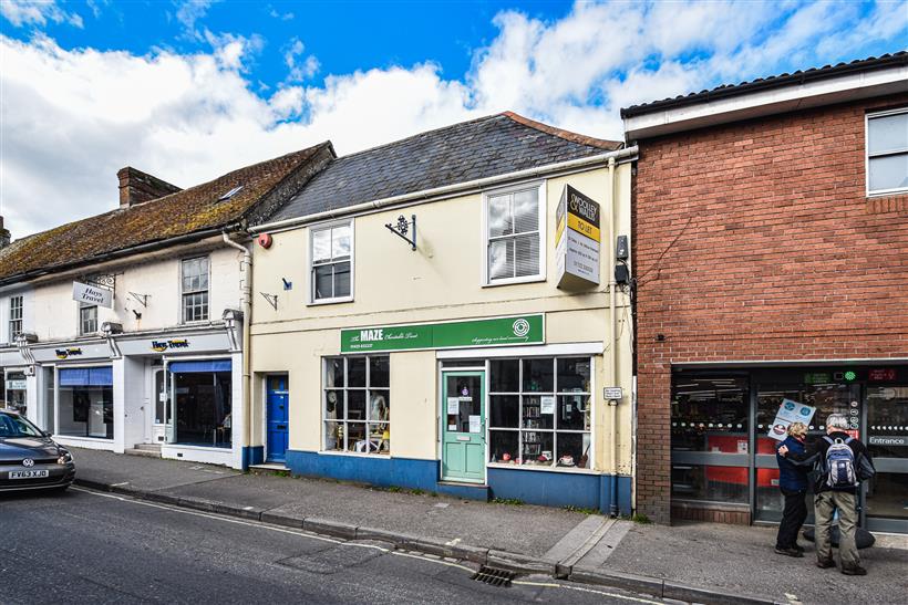 Investment Sold In Attractive New Forest Town