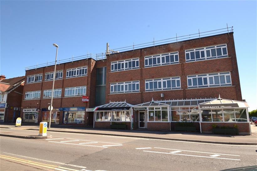 Modern One Bedroom Apartment in The Centre of Ferndown