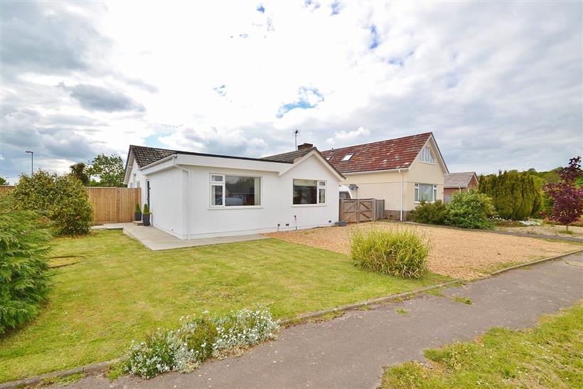 Four Bedroom Detached Bungalow With Modern Interior, Enclosed Rear Garden & Ample Parking