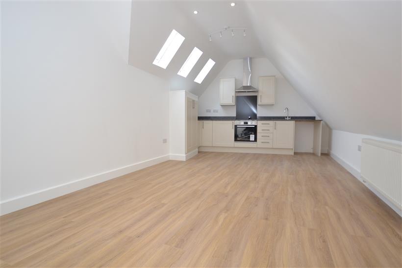Modern One Bedroom Apartment In The Centre Of Fordingbridge