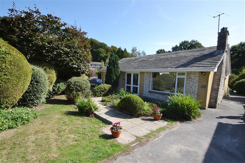 Three Bedroom Detached Bungalow In A Quiet & Sought After Road Near Wimborne Town Centre