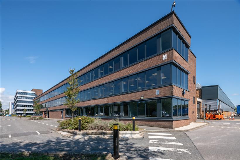 Local Engineering Firm Calcinotto Takes Office Space in Fleets Corner, Poole