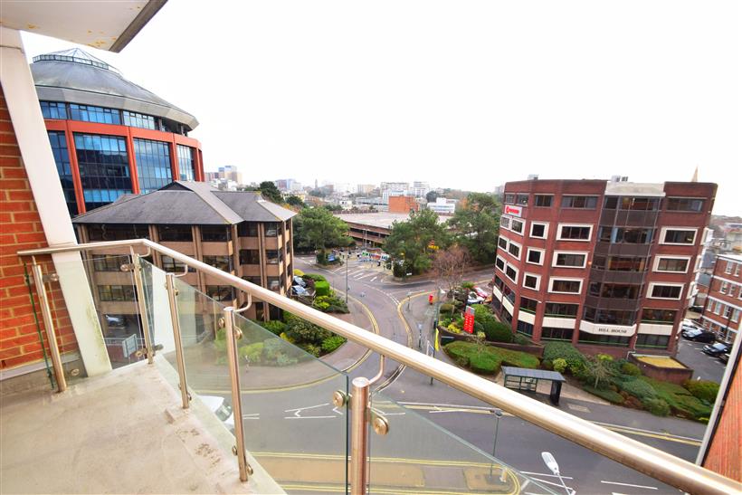 Bright & Spacious Two Bedroom Apartment in the Popular Development Richmond Gate