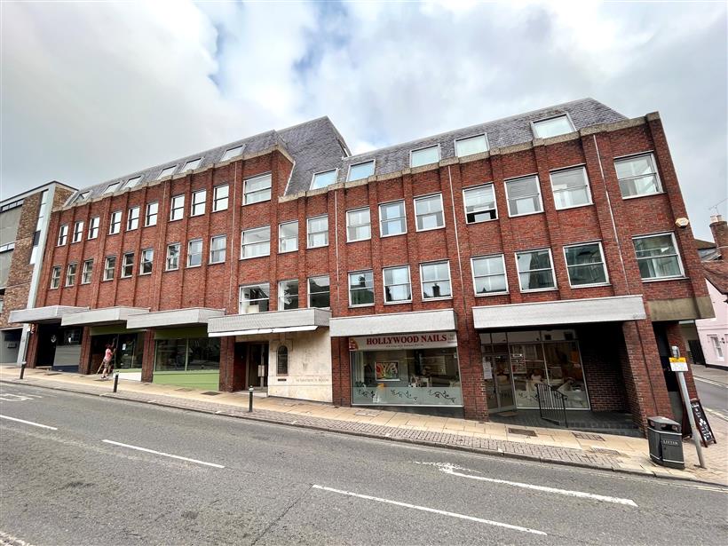 Substantial Commercial Freehold Sold in Winchester City Centre by Goadsby
