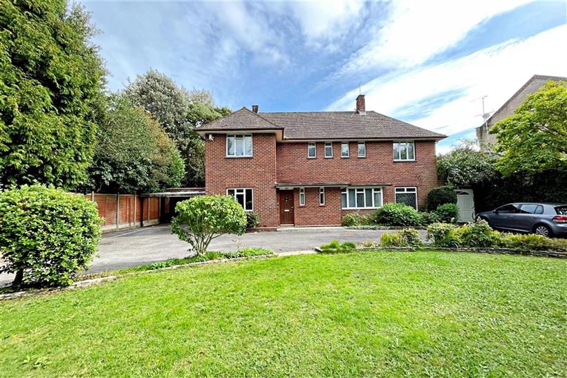 Five-Bedroom House To Let!