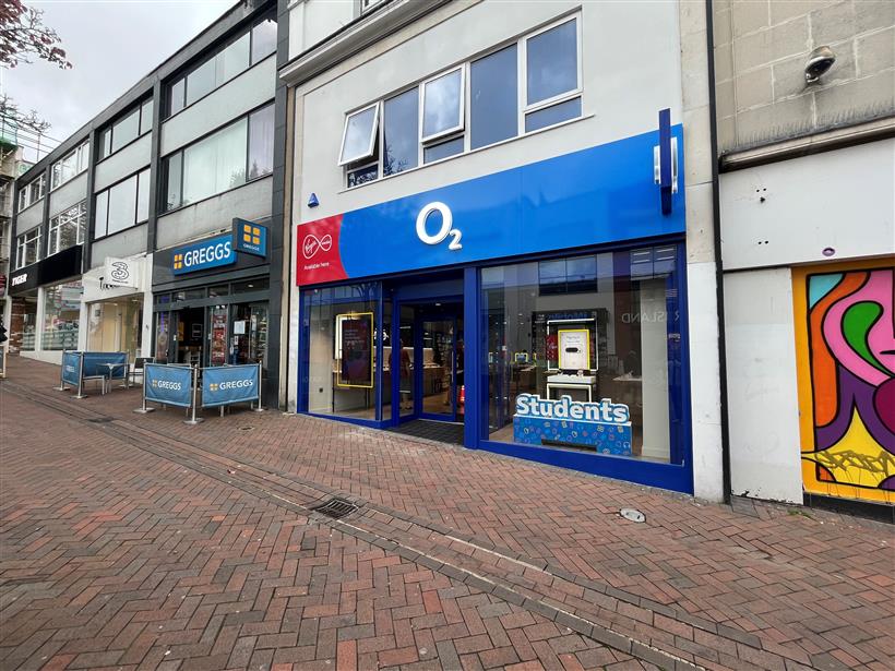 O2 Open New Store On Commercial Road In Bournemouth