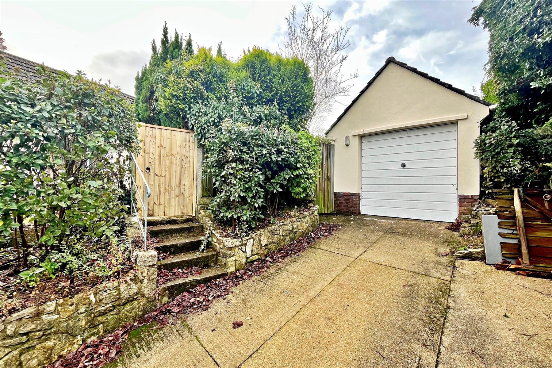 Driveway & Garage