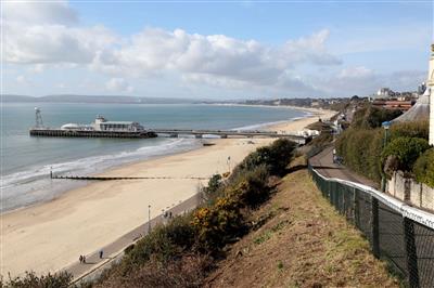 Bournemouth Pier & Beach Nearby